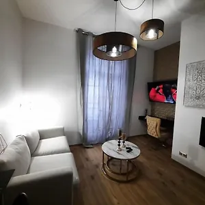 : Magnifique Studio En Face De La Gare , Rennes France